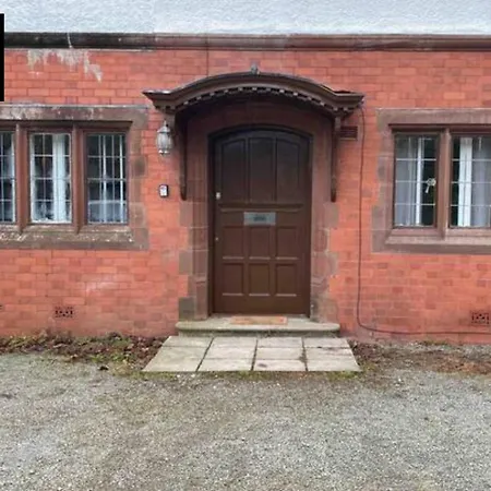 Idyllic 3-bedroom Coastal Escape In